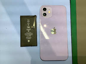 iPhone12のバッテリー交換ならデータをそのまま・最短即日修理のスマホ修理工房ラザウォーク甲斐双葉店店へ
